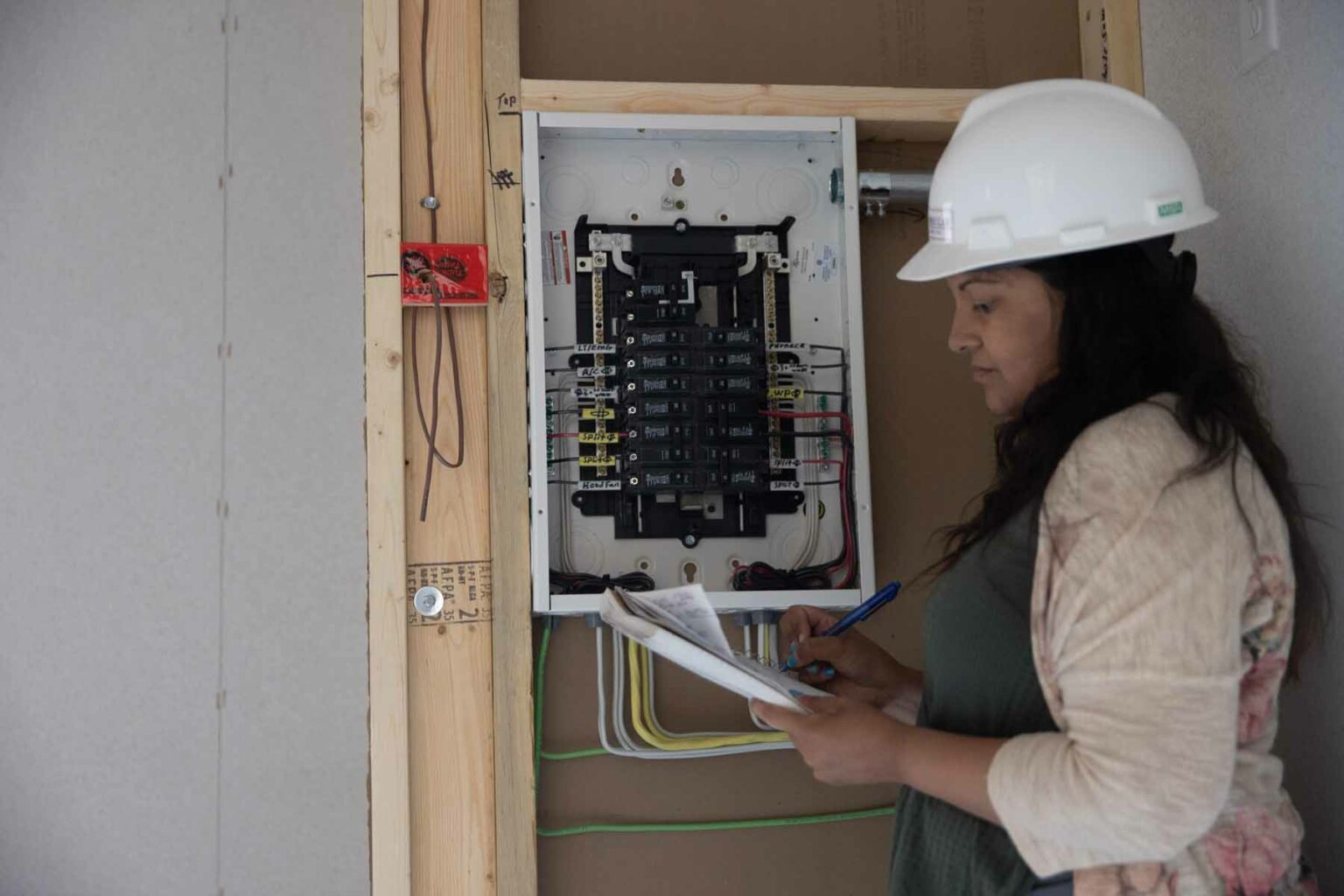 Custom Modular Structures Electrical Custom Modular Building in Alberta | Sentag Modular Manufacturing